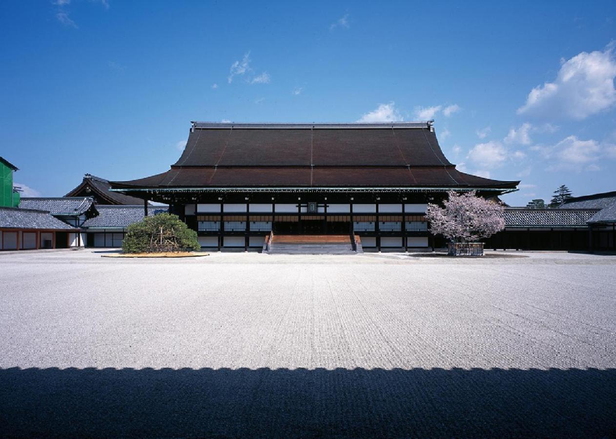 The Hotel Kiyomizu Imperial Palace West Кіото Номер фото